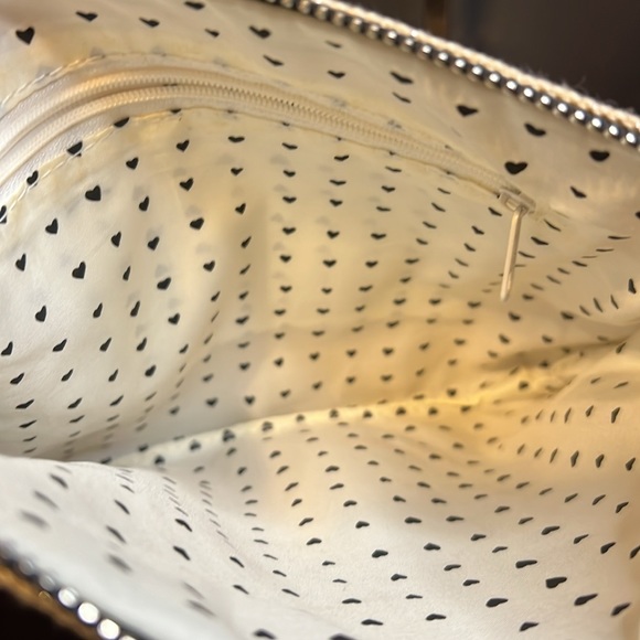 👜 Brighton Canvas Scottie Dog Crossbody Purse Exercise? I’d Rather Accessorize! - Picture 4 of 7